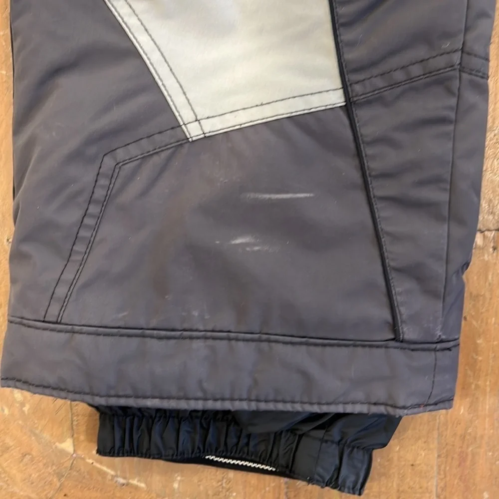 Obermeyer Mach one gray insulated snow pants
